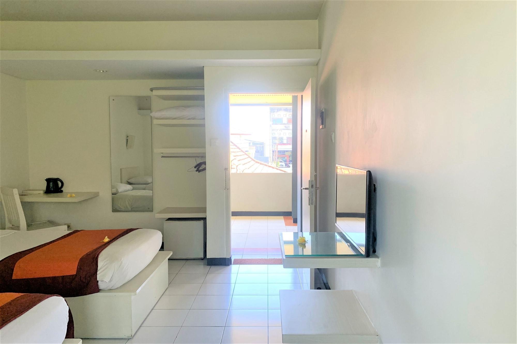 Pesanggaran The Yani Hotel Bali מראה חיצוני תמונה