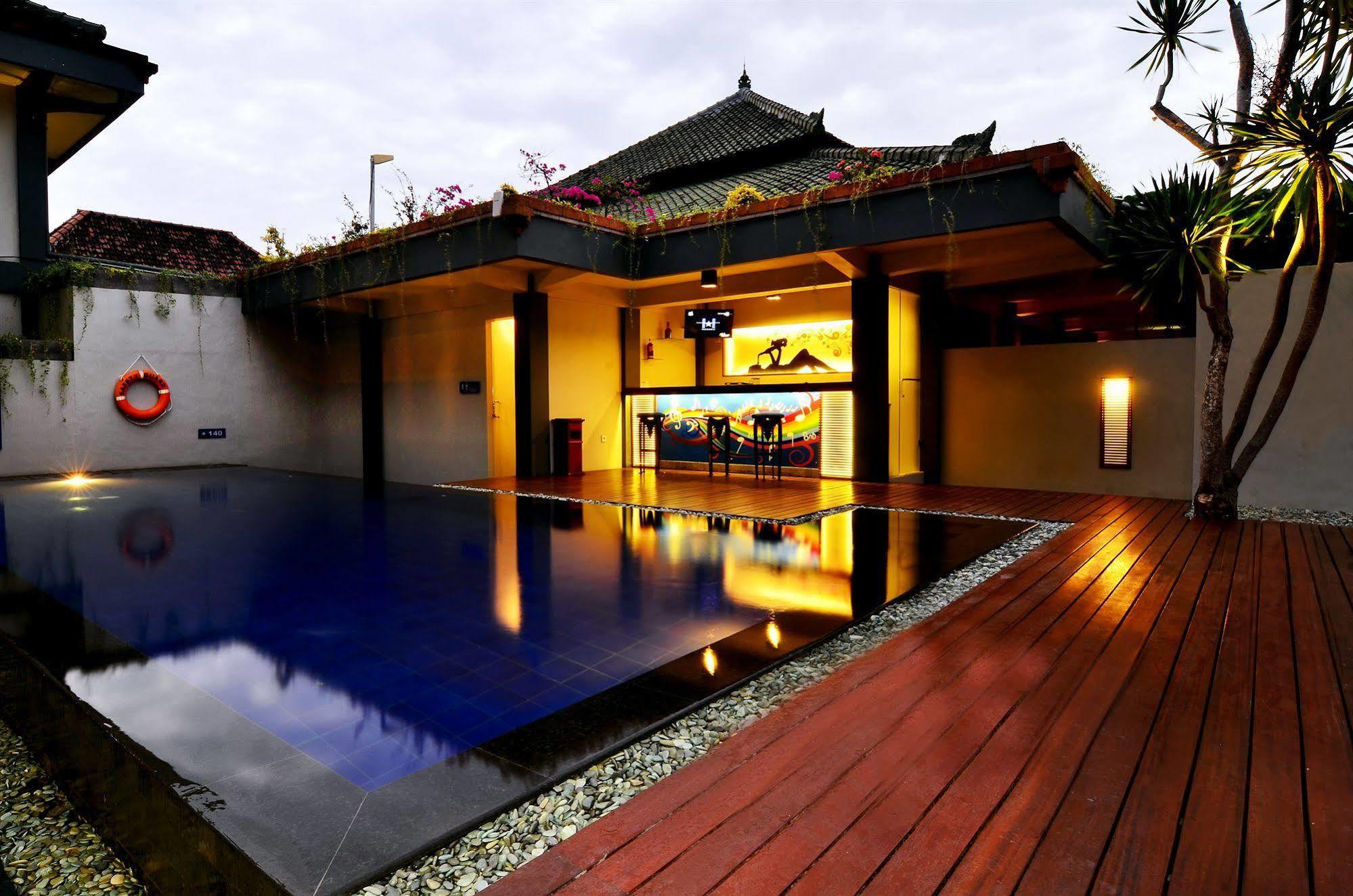 Pesanggaran The Yani Hotel Bali מראה חיצוני תמונה